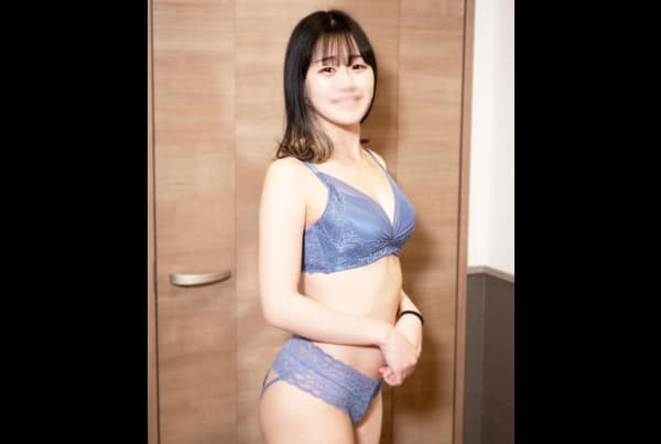 [FC2-PPV-3350018] [Uncensored] Natural erotic girl Suzu-chan who is very popular in the streets A good girl who gently mixes her body with a dubious masked old man Sokko ejaculation in a slender pussy!