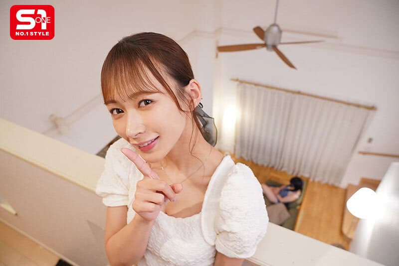 [SONE-534] My girlfriend's older sister (with a jaw-dropping godlike body) fell in love with me!? Despite her slim figure, she has huge breasts and uses her mature charm to help me masturbate every day!. Alice Hana